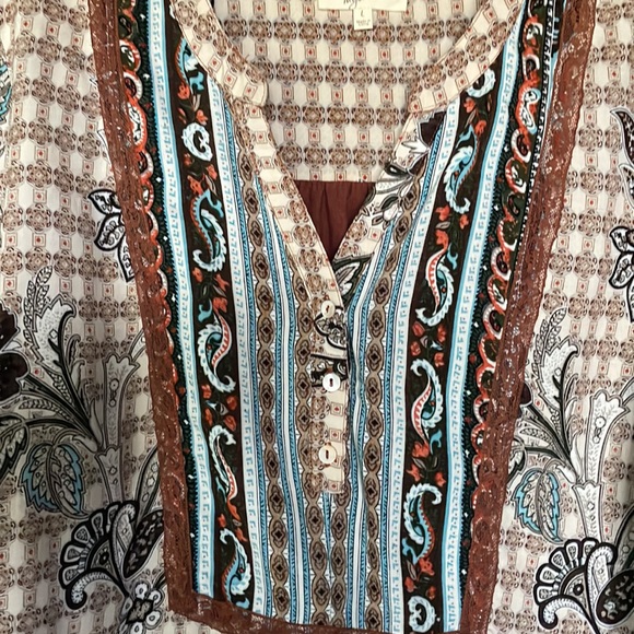 Mystree LS shirt LARGE with lace detail and paisley & brown print new no tags - Picture 7 of 7